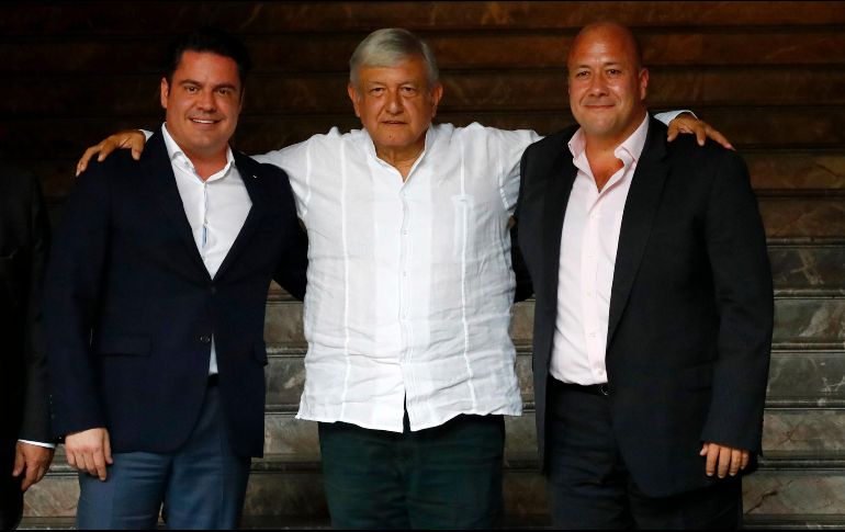 En su visita al Estado, Andrés Manuel López Obrador se reunió con Aristóteles Sandoval y Enrique Alfaro para presentarles el plan de trabajo que aplicará a partir del próximo año. SUN/Y. Xolalpa