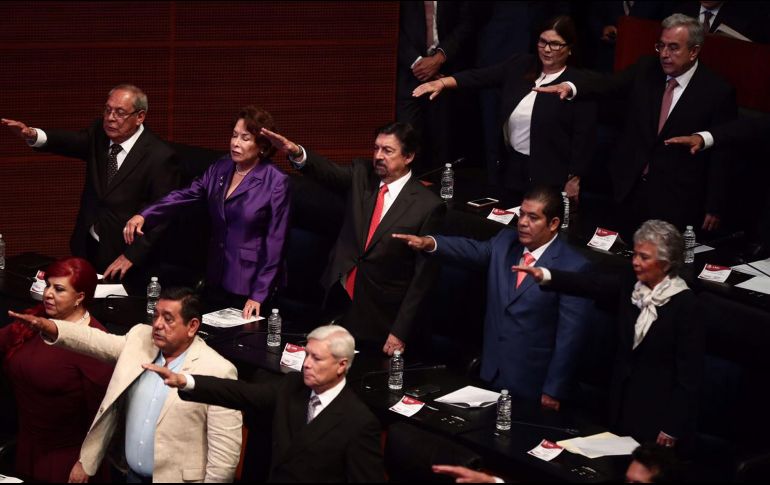 Los senadores condenaron el hecho de que Peña Nieto y Videgaray no defendieran dignamente los intereses de México frente a Trump. SUN/ARCHIVO