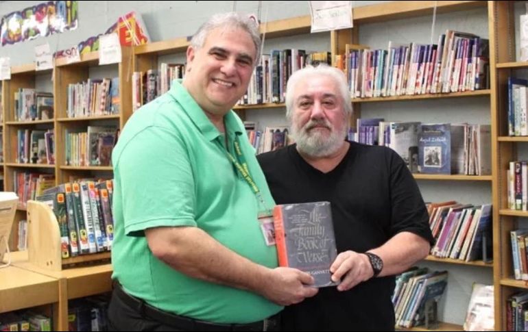 A los 13 años se llevó un libro y a los 65 años lo regresó a la biblioteca a donde pertenecía. ESPECIAL / FairLawnPublicSchool