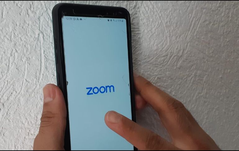 Con el uso creciente de Zoom en el mundo, otros especialistas ya habían advertido de los problemas de privacidad de la plataforma. EL INFORMADOR