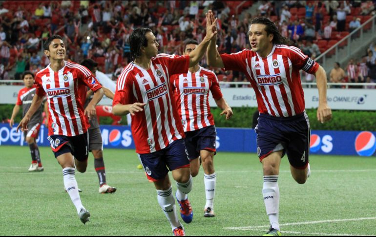 El exdefensa Héctor Reynoso recordó la importancia que tuvo el Ascenso MX para la escuadra de Chivas, debido a que diversos jugadores después hicieron un buen papel en el Rebaño Sagrado al foguearse en esa categoría. Imago7 / ARCHIVO
