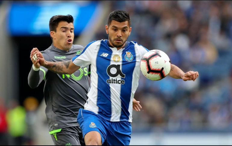 El diario portugués ''O Jogo'' indicó que hay varios clubes interesados por el futbolista, entre los que se encuentran el Sevilla, Chelsea e Inter de Milán. EFE / ARCHIVO