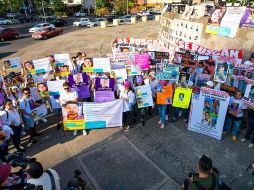 Familiares y amigos marcharon el fin de semana de la Minerva rumbo a Casa Jalisco para exigir a las autoridades la aparición con vida de los jóvenes. EL INFORMADOR / ARCHIVO