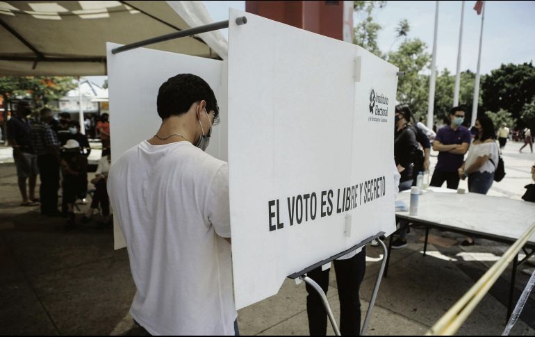 Aseguran que otro riesgo de cara al proceso electoral es el debilitamiento de las instituciones. EL INFORMADOR/ Archivo