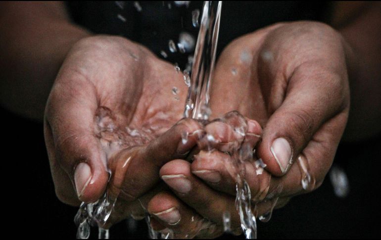 El desabastecimiento de agua en México presenta desafíos políticos. ESPECIAL/Foto de mrjn Photography en Unsplash