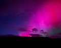 Impresionantes postales dejan las auroras boreales. X / @SkyAlertMx
