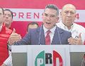 El dirigente nacional de PRI, Alejandro Moreno, le pidió al candidato presidencial emecista actuar con hombría y pensar en el bien de México. EL UNIVERSAL