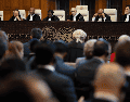 Jueces inician audiencias en la Corte Internacional de Justicia, en La Haya, Holanda, el jueves 16 de mayo de 2024. AP/Peter Dejong