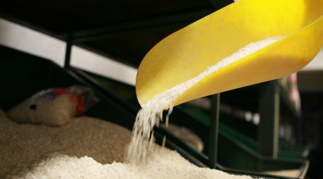 El genmaicha se prepara tostando granos de arroz integral o blanco hasta que adquieren un color dorado y luego infusionándolos en agua caliente. EL INFORMADOR / ARCHIVO