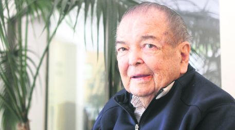 Con 84 años de edad, Eduardo Martínez Güitrón tuvo, entre otros cargos, el de director de la Cruz Roja Guadalajara hasta 1987. EL INFORMADOR /