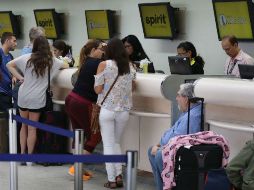 Hoteles dentro de los aeropuertos beneficiarían a quienes viajan por negocios. AFP / ARCHIVO