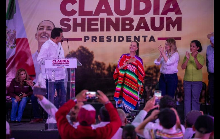Al asistir al acto que encabezó Claudia Sheinbaum en Autlán, el Dr. Carlos Lomelí comentó a militantes simpatizantes y de su partido, que ella es la única opción para darle continuidad a movimiento de la 4T.  ESPECIAL.