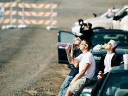 Para disfrutar el próximo eclipse, es importante utilizar el equipo adecuado. ESPECIAL/ Foto de A. Smith en Unsplash