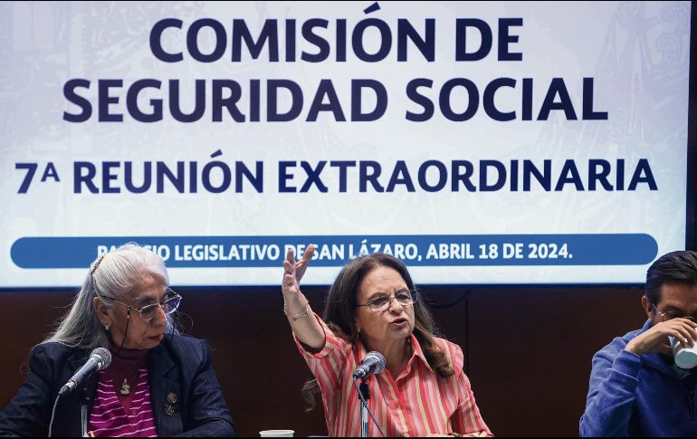 La diputada Ivonne Cisneros, de Morena, negó la versión del líder de su bancada y defendió el trabajo de la comisión que preside. EL UNIVERSAL