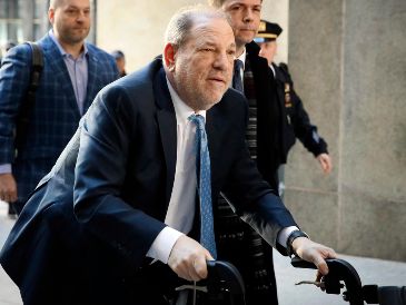 Harvey Weinstein debió ser hospitalizado debido a su mal estado de salud a la espera de que se retome su juicio. AP/ ARCHIVO