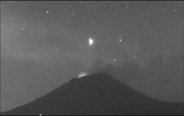 El objeto luminoso fue captado a las 20:40 en desplazamiento hacia el noreste. X/webcamsdemexico