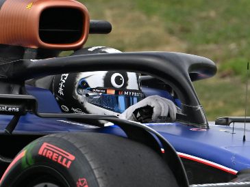 Desde que debutara en 2019 con Toro Rosso, Alexander Albon ha disputado 87 Grandes Premios, logrando un único podio en su carrera al quedar tercero en el GP de la Toscana en 2020. AFP / ARCHIVO