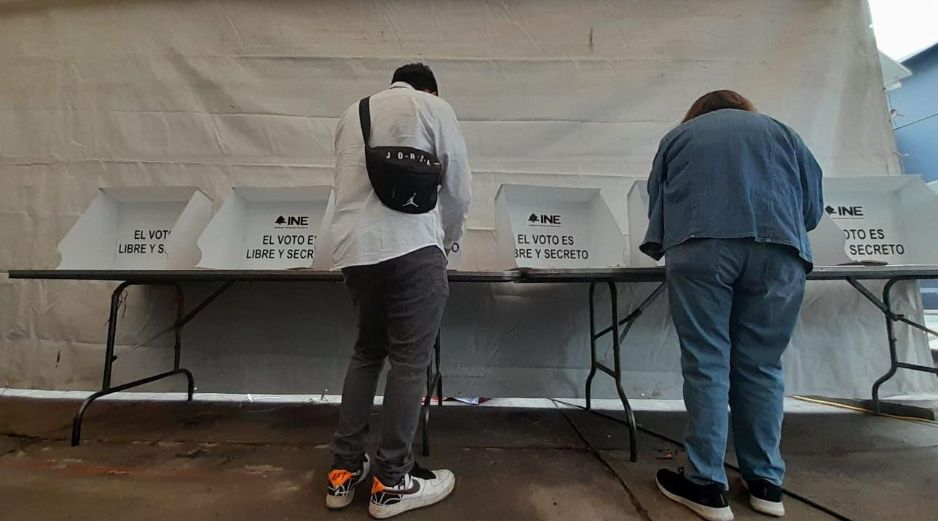 Las autoridades señalaron que hay alrededor de cinco mil elementos apoyando en las actividades del INE del proceso electoral, tales como traslado y custodia de material electoral. SUN / ARCHIVO