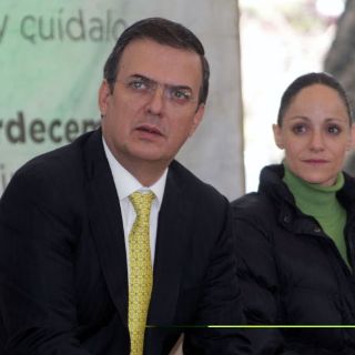 Ebrard ofrece capturar a los culpables del comandante asesinado