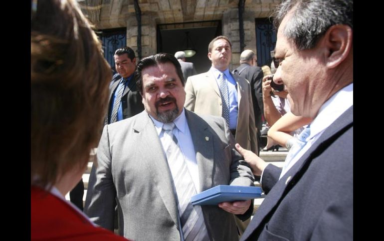 Marco Antonio Cortés Guardado se reunió el pasado miércoles con varios rectores en el Paraninfo de la UdeG. A. GARCÍA  /