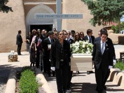 Con una misa los restos del nominado al Oscar fueron despedidos por algunos amigos del medio. AP  /