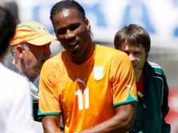 Drogba se perderá el Mundial tras lesionarse de un brazo. EFE  /