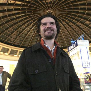 Canacine entrega preseas