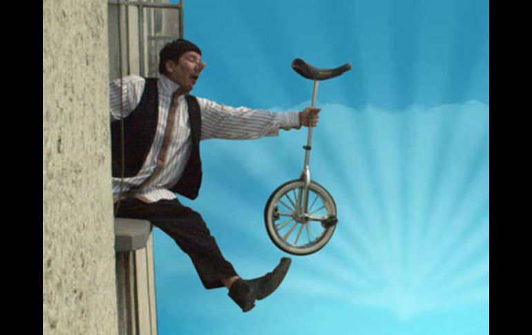 El artista comentó que es una experiencia con un universo creativo alto. ESPECIAL  /