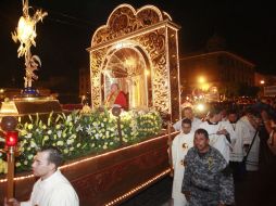 El acto religioso obligó a varios cortes en el tránsito vehicular. EL INFORMADOR  A. GARCÍA  /