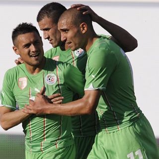 Argelia gana de penal a los Emiratos Árabes Unidos