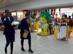 Aeropuerto de Johannesburgo, ahora lo que se ve en Sudáfrica es futbol. NTX  /
