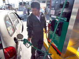 Los precios de las gasolinas y el diesel han aumentado seis veces en lo que va del año. NTX  /