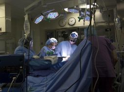 Es el séptimo corazón artificial que se coloca a un niño en este centro. EFE  /