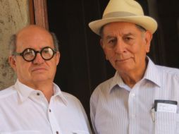 Paco de la Peña y Tarsicio García Díaz trabajaron este fin de semana en el guión de las dos muestras. A. HINOJOSA  /