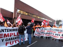 Una reforma laboral en España puede facilitar a las empresas pasar por alto a los sindicatos. ESPECIAL  /