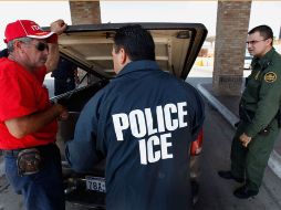El Servicio de Inmigración y Control e Aduanas (ICE), capacitarán a servidores públicos para detectar entradas de dinero ilícitas. AFP  /