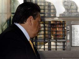 Imagen del gerente del Bar Bar, Carlos Cazares Ocaña, al comparecer en la rejilla del Reclusorio Sur. EL UNIVERSAL  /