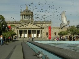 Un total de 32 artistas se expondrán en seis salas del espacio expositivo. E PACHECO  /