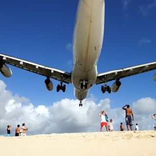 Prevén aerolíneas ganancias por dos mil 500 MDD