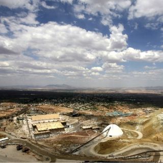 Culpan a Napoleón Gómez Urrutia por toma de Cananea