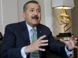 El coordinador del PRI en el Senado, Manlio Fabio Beltrones, considera que el país inició las reformas que necesita su sociedad. EFE  /