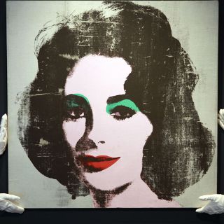Subastan retrato de Taylor pintado por Warhol