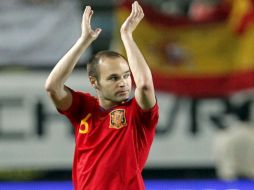 Andrés Iniesta sufre una lesión menor por lo cual no impedirá  su participación en el Mundial. EFE  /