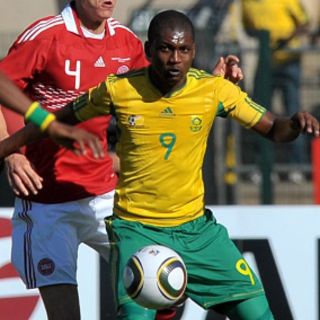 Mphela concentra su atención en México