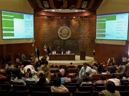 Los coordinadores del PRI, PAN, PRD Y Partido Verde presentarán la solicitud mañana jueves en sesíon del Congreso. ARCHIVO  /