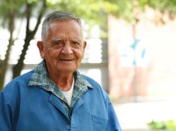 El profesor michoacano de la carrera de Química, Salvador Santoyo. ESPECIAL  /