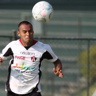 Pacheco mantiene la calma