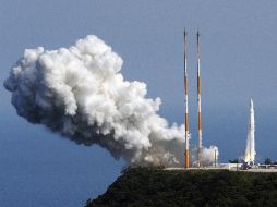 Unos tres minutos después de despegar el cohete dejó de tener contacto con 'tierra'. AP  /