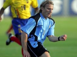 Diego Folán jugará ante Francia este viernes. MEXSPORT  /