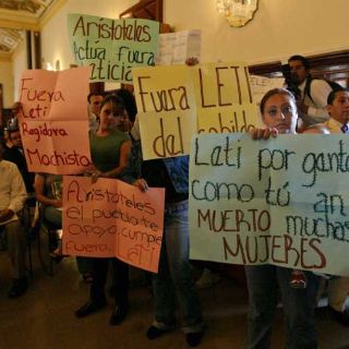 Quitan a regidora de comisión por declaraciones ''machistas''